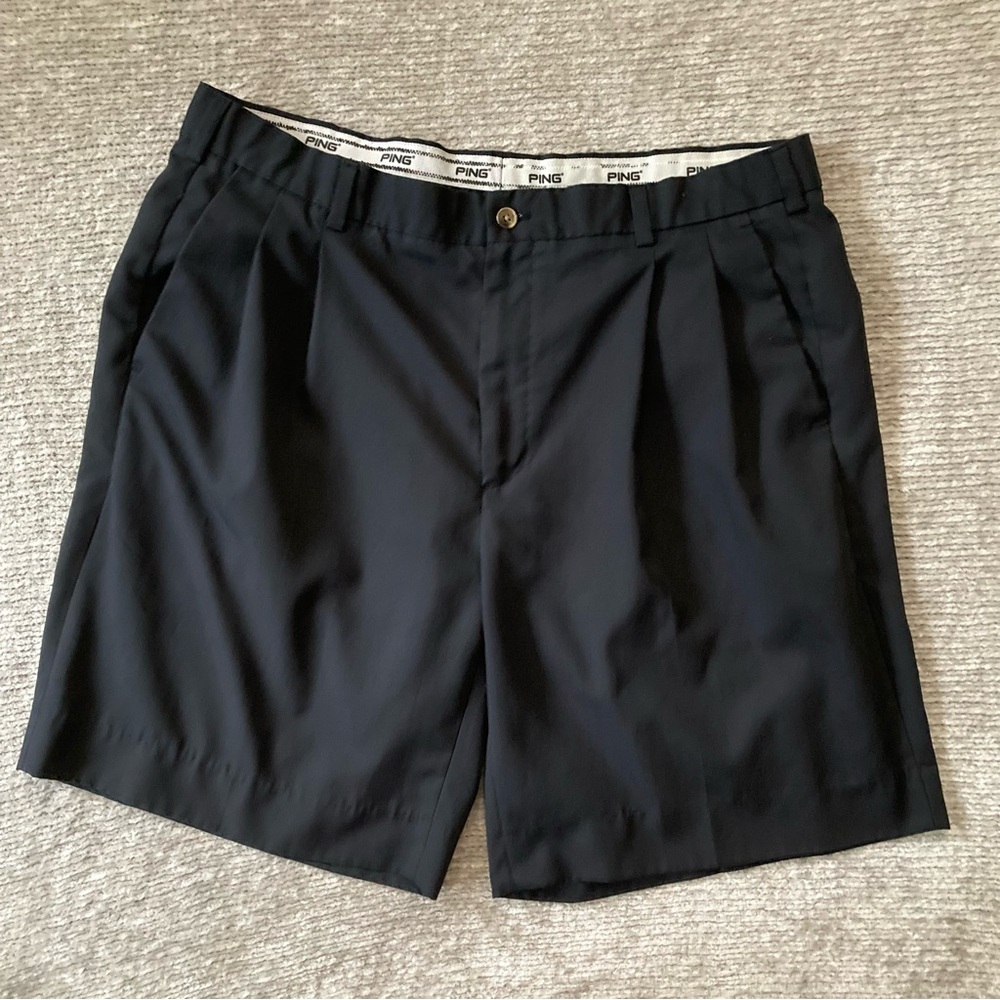 Ping Black Golf Shorts Size 38 Flat Front Performance Stretch‎ Athletic Preppy